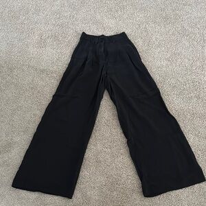 Wide-Leg Black Pants